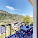 Luxurious In Burgen (Mayen-Koblenz)